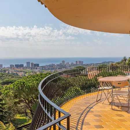 Hauzify I Casa Suredes