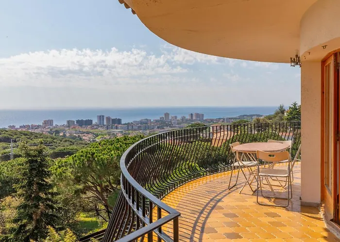 Hauzify I Casa Suredes