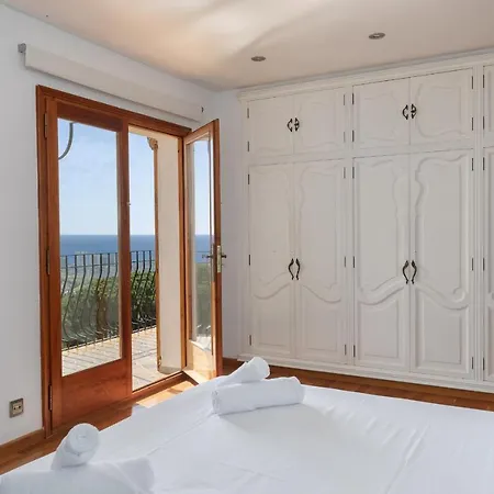 Hauzify I Casa Suredes بلاتجا ذارو