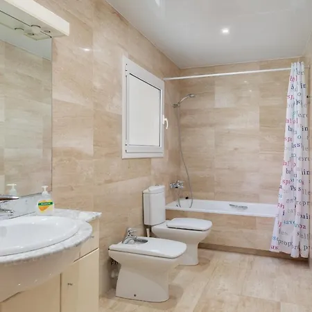 Hauzify I Casa Suredes Holiday home